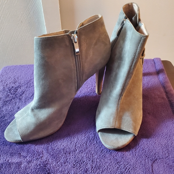 Open toe heel sandal - Picture 1 of 4